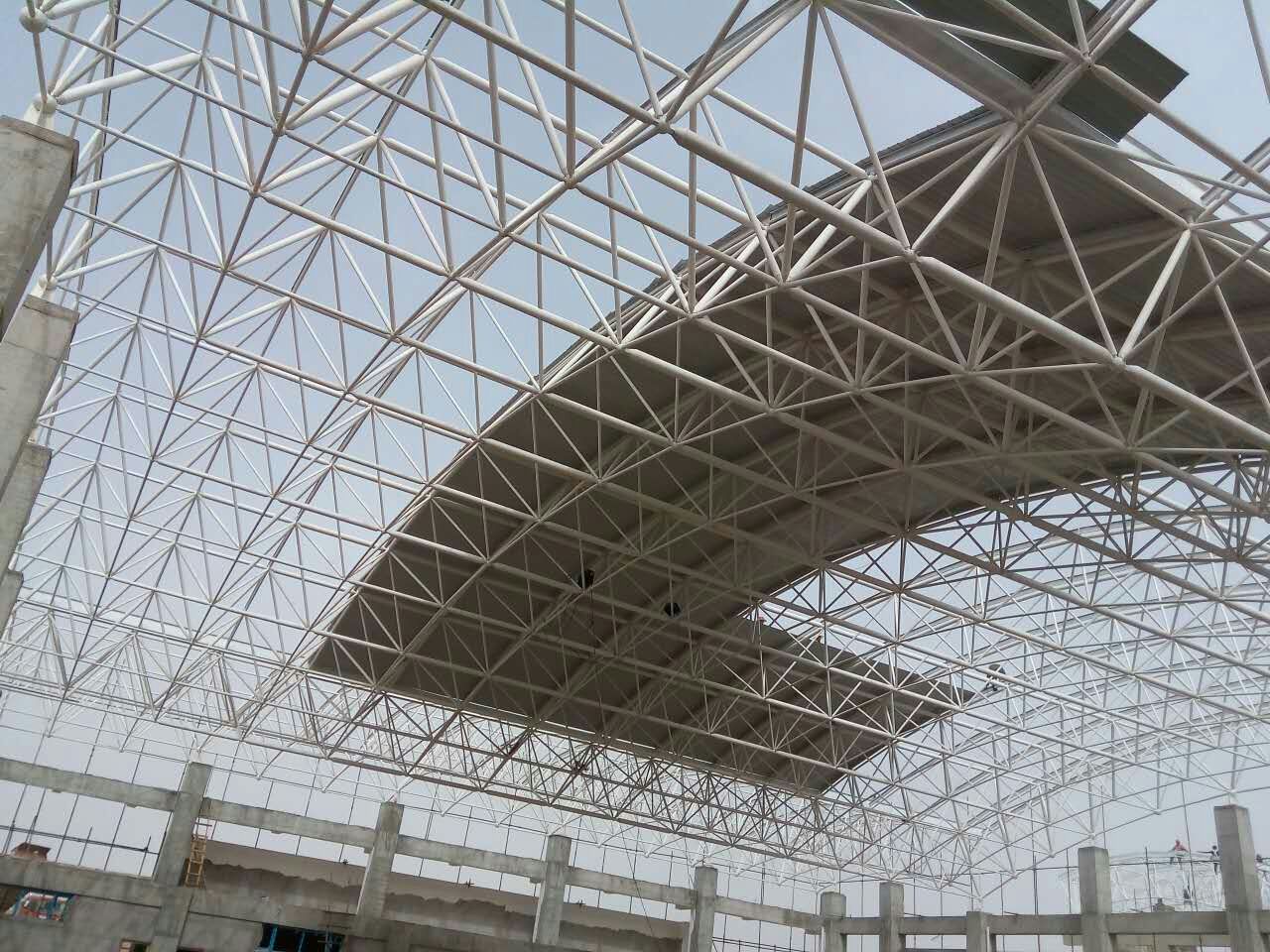 临河一汽网架